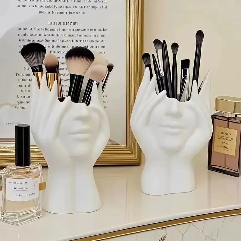 Creative Face Makeup Brush Holder – Stylish Vanity Organizer